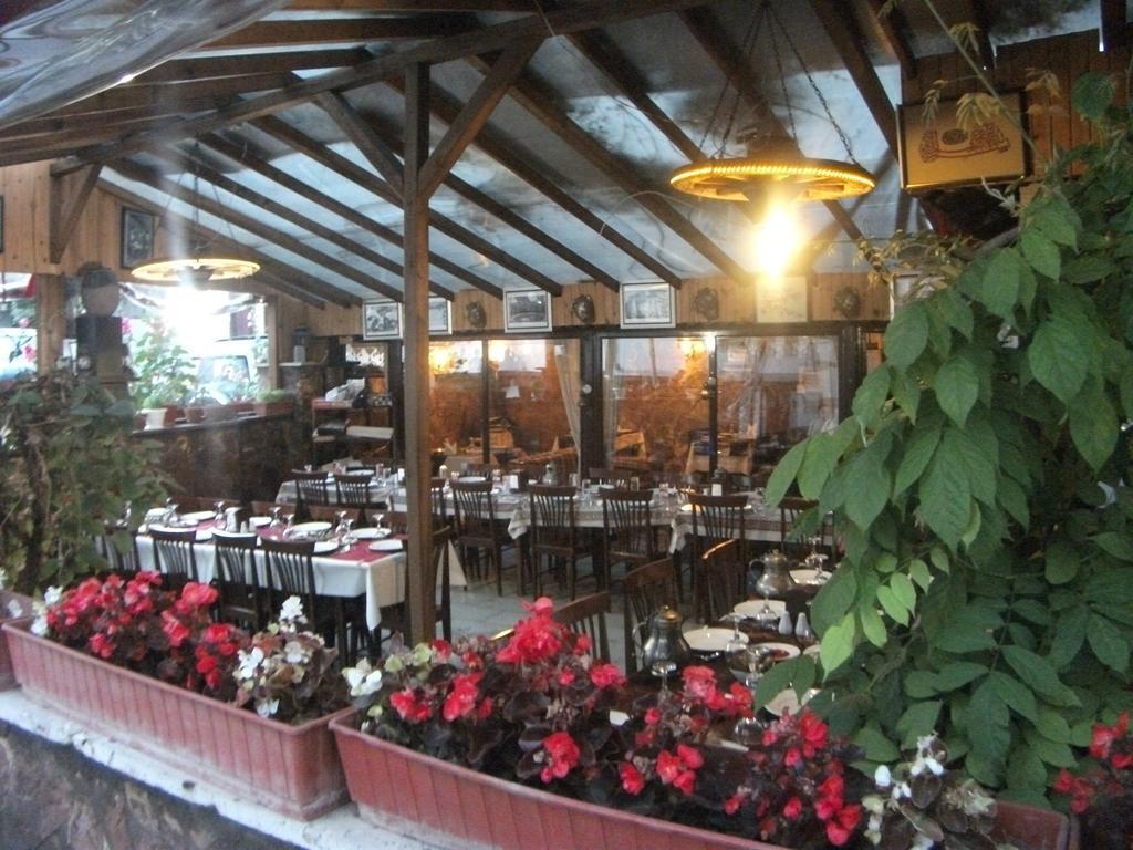 Haci Abdullahlar Konagi Hotel Mudurnu Buitenkant foto